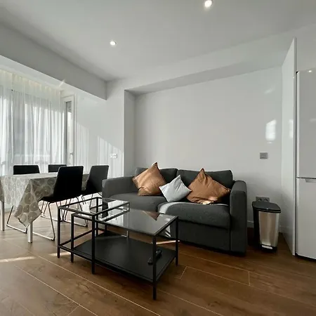 Malagueta 1 Linea De Playa Apartment